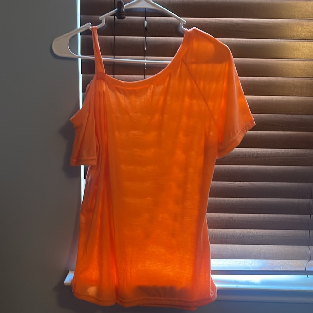 Orange off the shoulder top from shein. brand new never worn. XL - Picture 4 of 6
